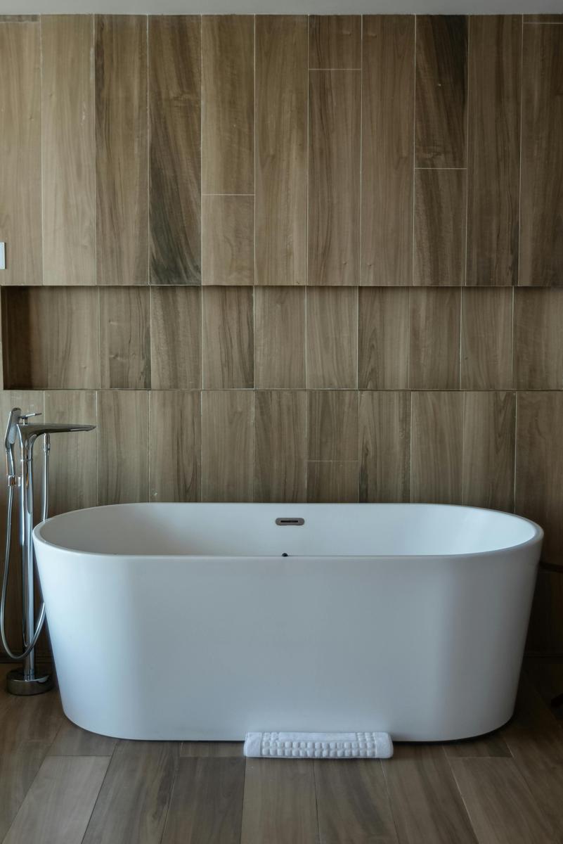 elegant bathroom
