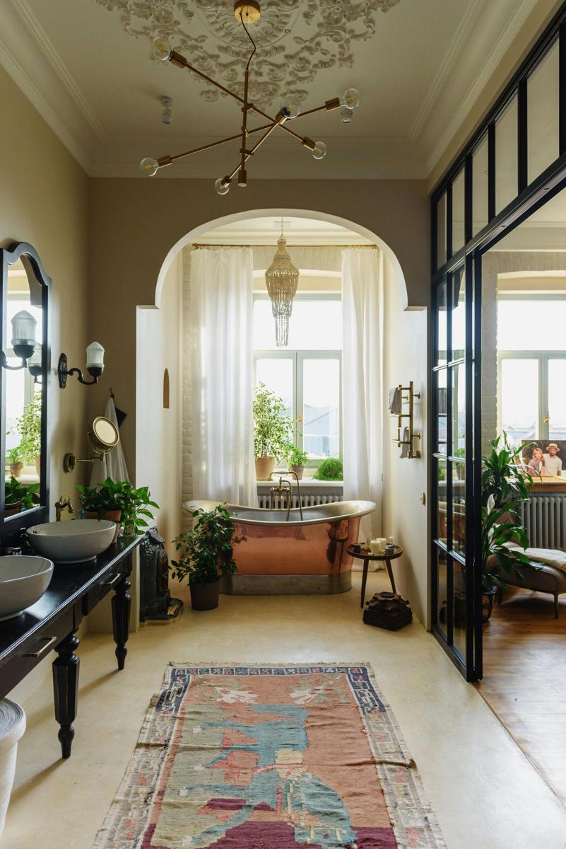elegant bathrooms