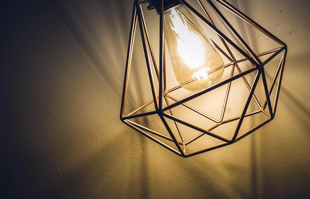 Lampa wisząca Glimex nowoczesna E27 – idealny wybór do każdego wnętrza